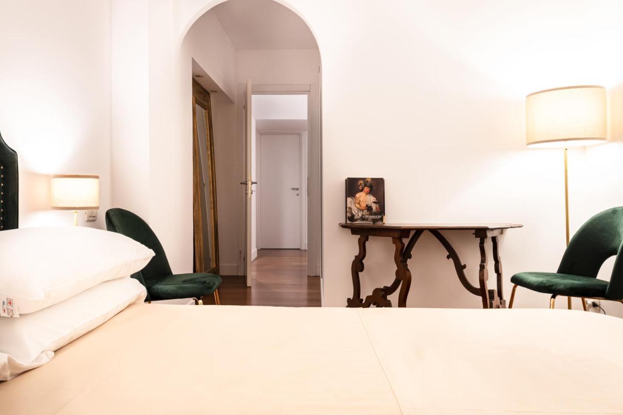 Charme & Chic San Giacomo Rome Extérieur photo